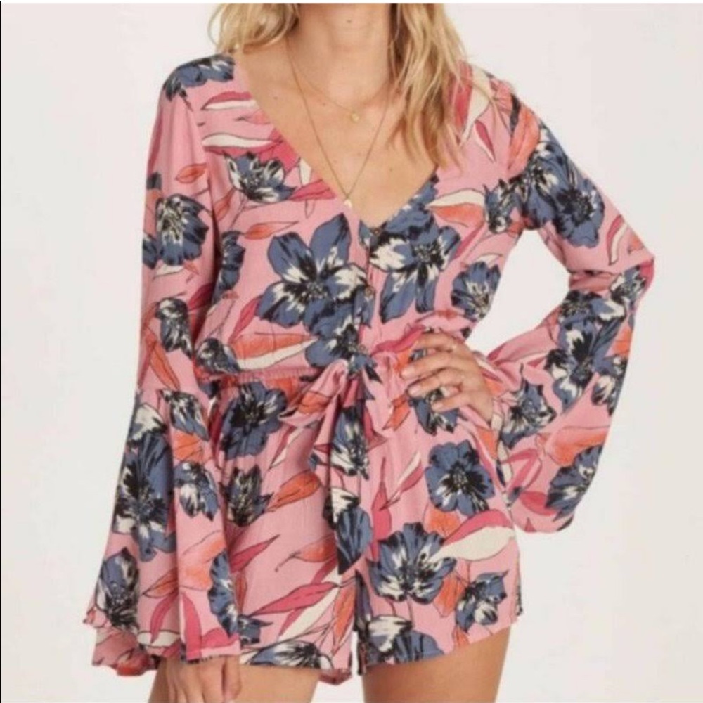 Bell sleeve floral romper